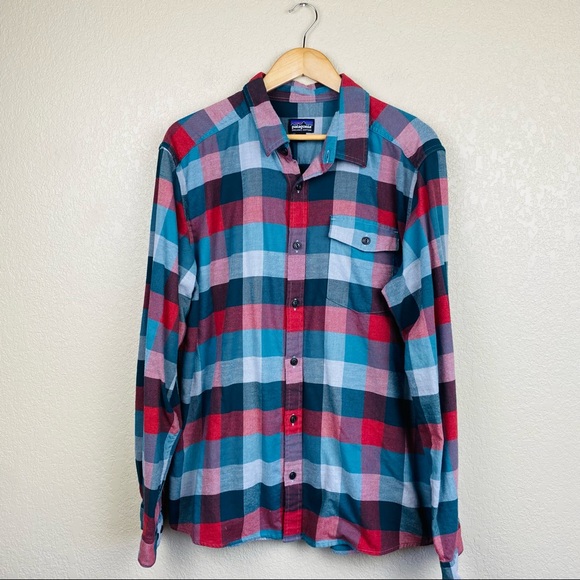 Patagonia Other - Patagonia Men’s Lightweight Fjord Flannel Shirt Long Sleeve Button-Down Size LG